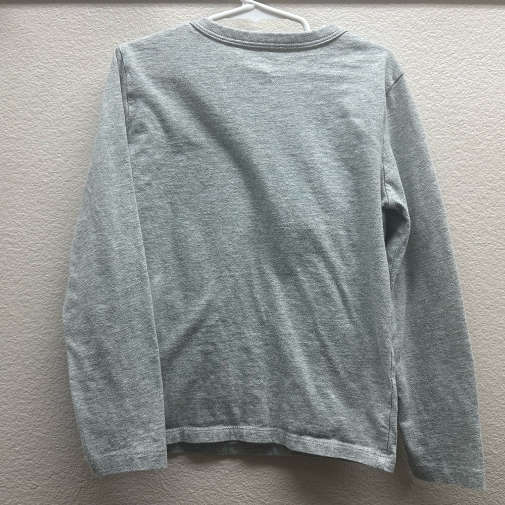 GAP Gray Long Sleeve with Shark Design - Picture 2 of 2